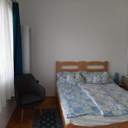 Kispal Apartmanhaz ザラカロシュ エクステリア 写真