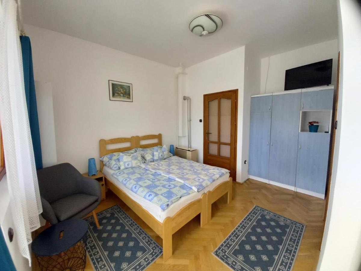 Kispal Apartmanhaz ザラカロシュ エクステリア 写真