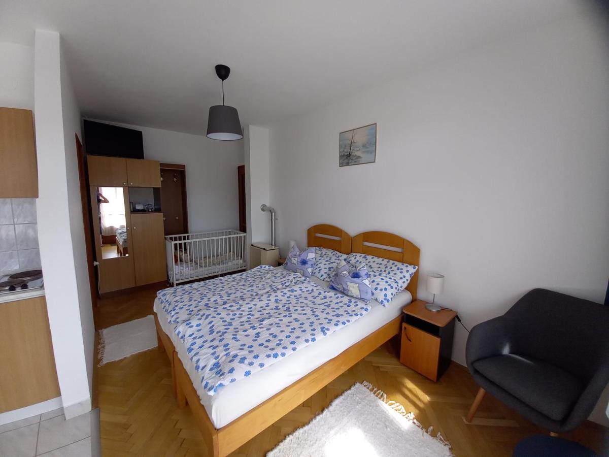 Kispal Apartmanhaz ザラカロシュ エクステリア 写真